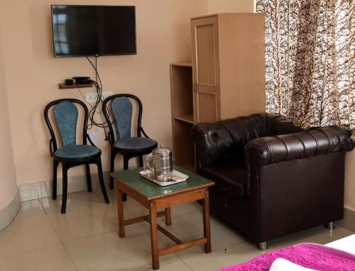 os hotel hidden flower