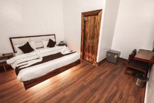 hotel trisolars