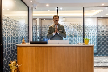 Saltstayz Residences Sector 45,,5 star