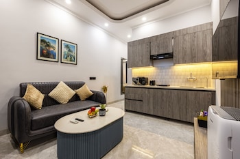 saltstayz residences sector 45