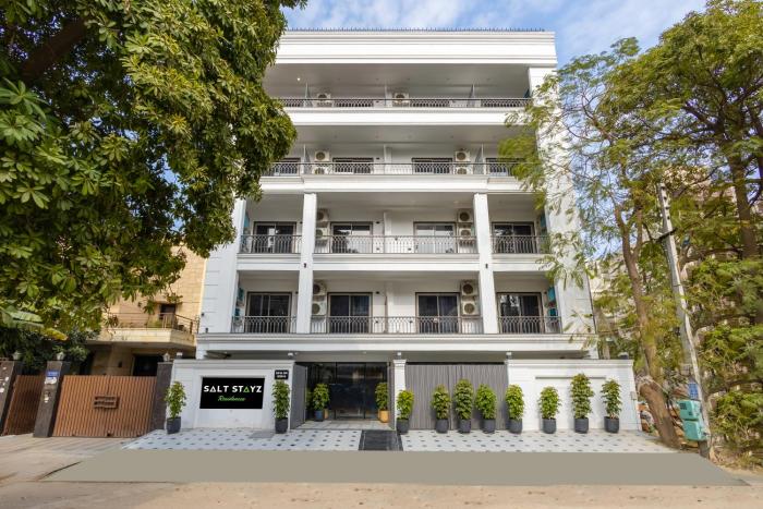 saltstayz residences sector 45