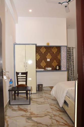 hotel maa karni darbar