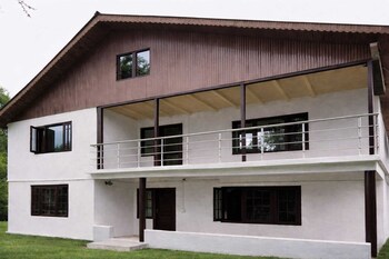 Flora And Fauna Guest House Pahalgam,,3 star