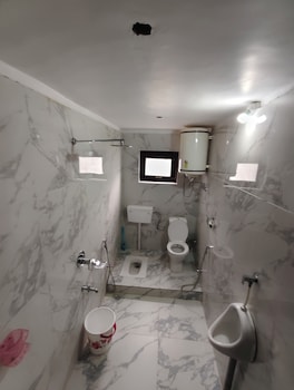 Flora And Fauna Guest House Pahalgam,,3 star