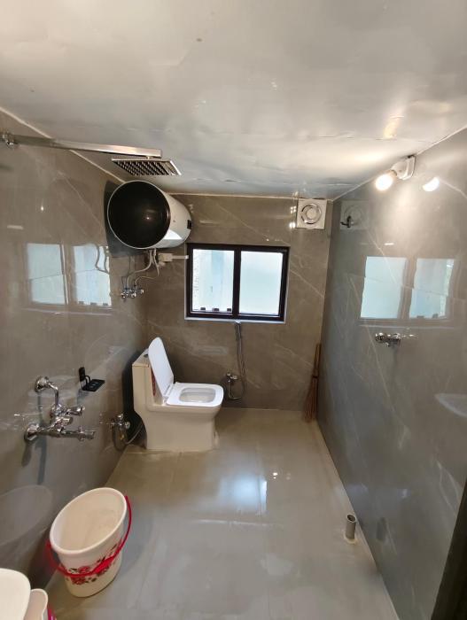 flora and fauna guest house pahalgam