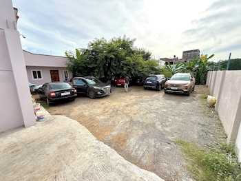 Om Lingeswaran Home Stay Tiruvannamalai,,2 star