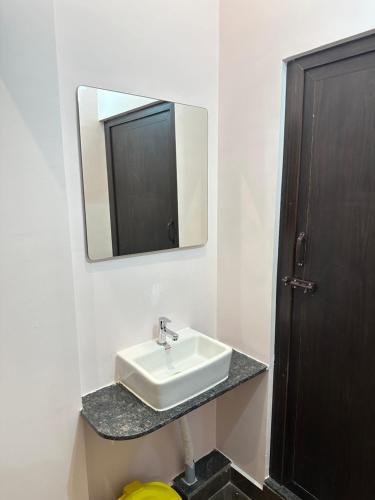 om lingeswaran home stay tiruvannamalai