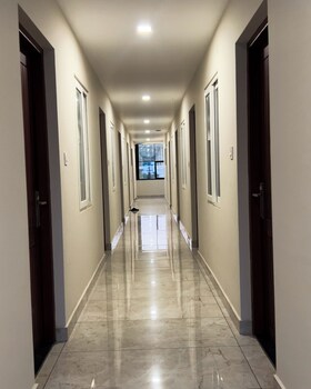 Crown Town Hotel Kalamassery,,3 star