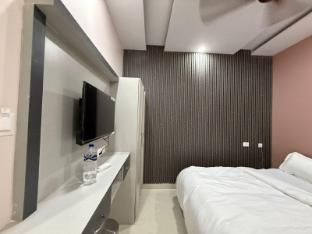 hotel pravas inn