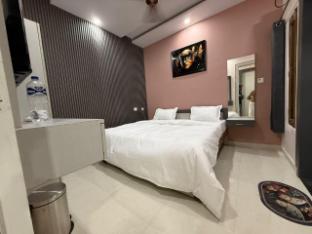 hotel pravas inn