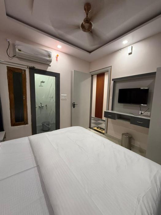 hotel pravas inn