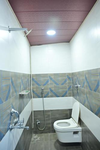 royal mac palace