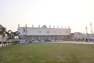 royal mac palace