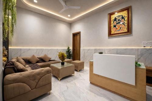 Ramkali Atithi Bhavan,,2 star