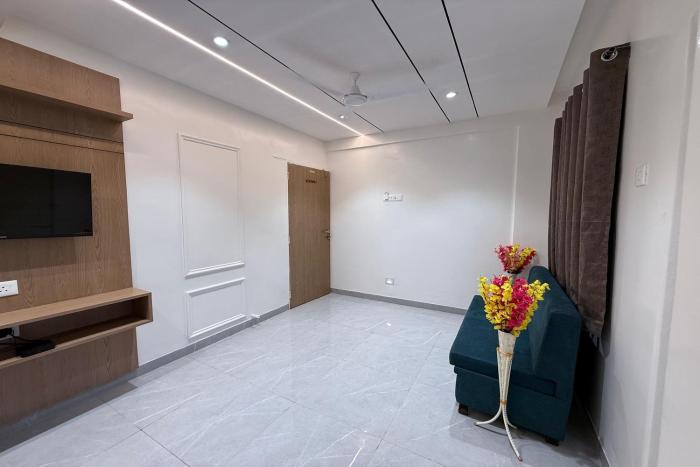 indraprastha executive lodging