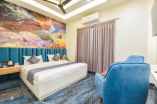 Hotel Starlink By The Nine Hotel,,2 star