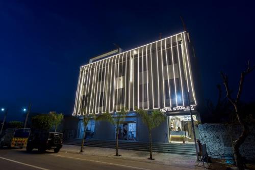 hotel starlink by the nine hotel