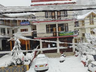 um hotels and restaurant
