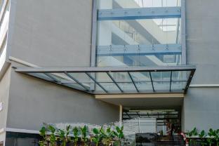hotel sky international