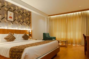 hotel sky international