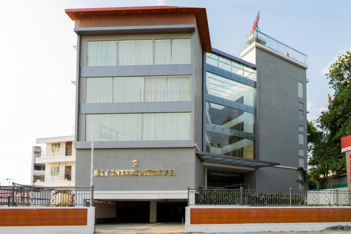 hotel sky international