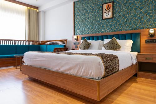 hotel sky international