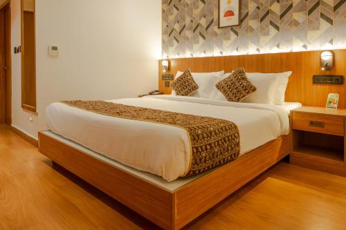 hotel sky international
