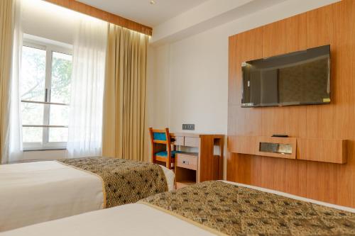 hotel sky international