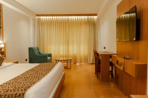 hotel sky international