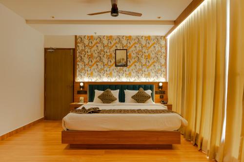 hotel sky international