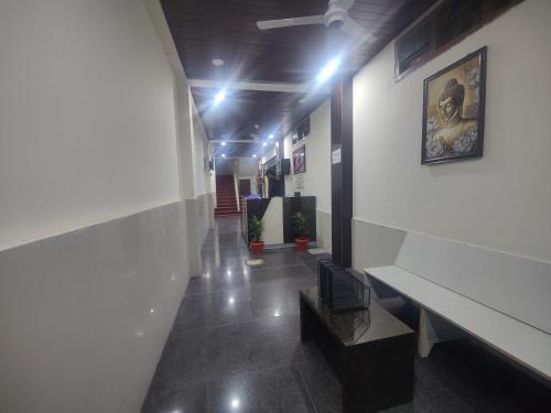 Hotel O Shri Krishna Grand,,3 star