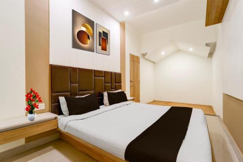 Townhouse Dindigul Rock Fort Formerly Ramora Grand,,3 star