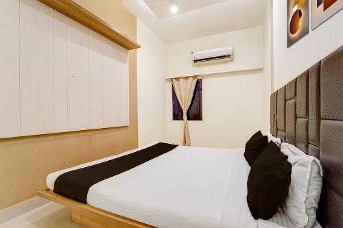 Townhouse Dindigul Rock Fort Formerly Ramora Grand,,3 star