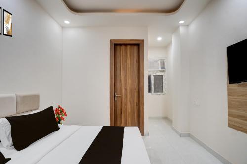super hotel o delhi meerut expressway makanpur formerly crystal 24