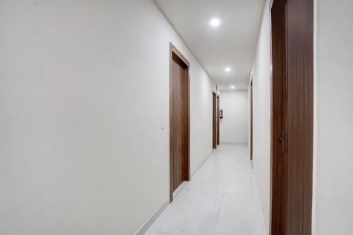 super hotel o delhi meerut expressway makanpur formerly crystal 24