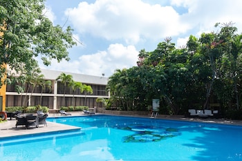 hs hotsson hotel tampico