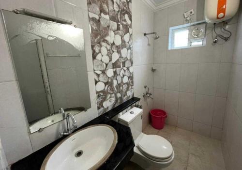 super collection o gummidipundi bus terminal chennai formerly dass residency