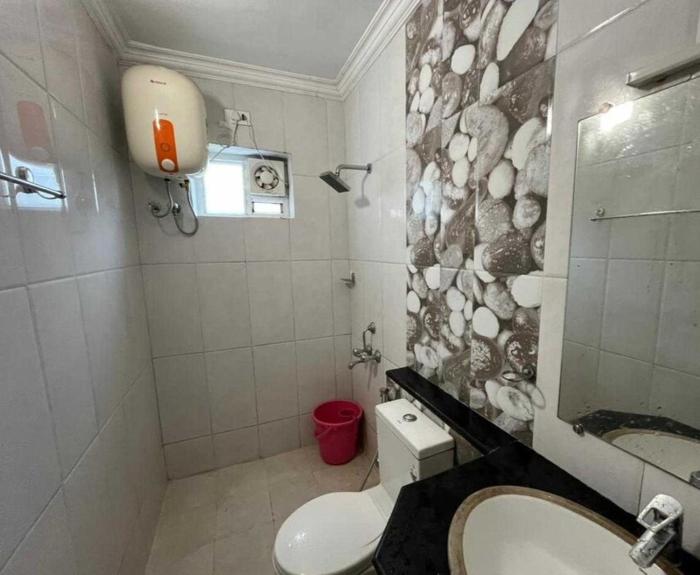 super collection o gummidipundi bus terminal chennai formerly dass residency