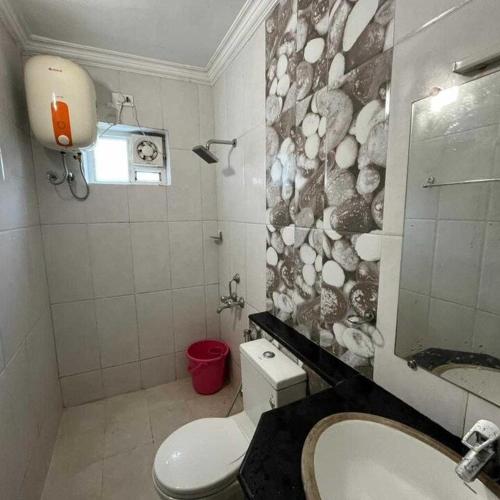 super collection o gummidipundi bus terminal chennai formerly dass residency