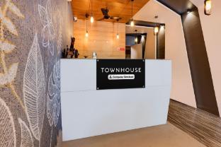 super townhouse nagthane satara formerly matoshree palace
