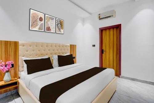 super townhouse oak chandigarh ambala expressway gazipur formerly troy resorts and wellness