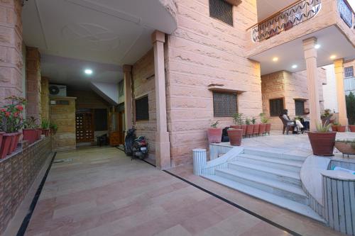 sudarshan homestay