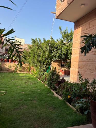 Sudarshan Homestay,,3 star
