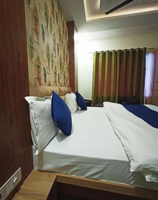 hotel padma residency