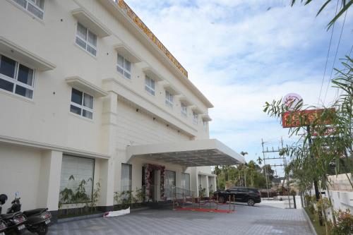 Celestial International,,4 star