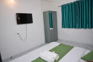 hotel lotus prime stay hinjewadi