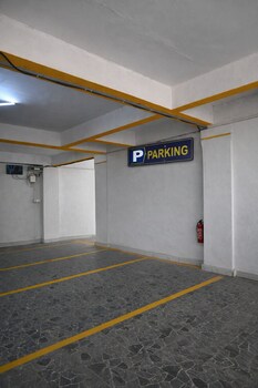 hotel lotus prime stay hinjewadi