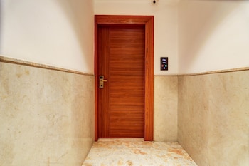 Hotel Velocity,,4 star