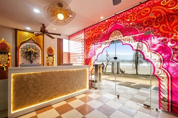 The Neeraj Ganga Rani Mahal With Ganga Ghat Access,,4 star