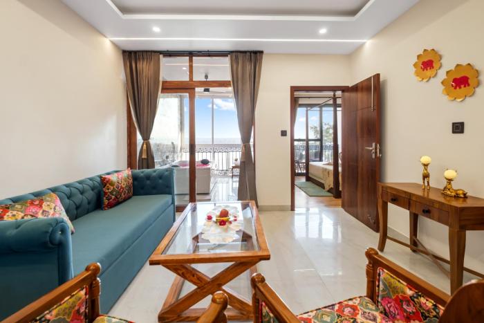 the neeraj ganga rani mahal with ganga ghat access